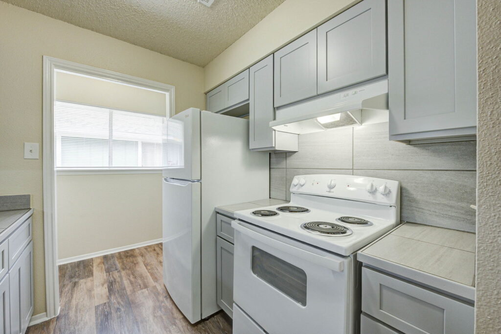20-web-or-mls-7015-woodsman-trail
