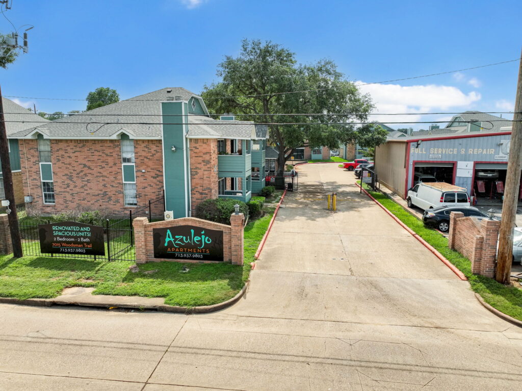 46-web-or-mls-7015-woodsman-trail